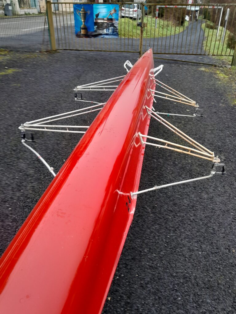 Vend 2 de couple BBG année 99, porteur 70 kg, bon état général, complet.