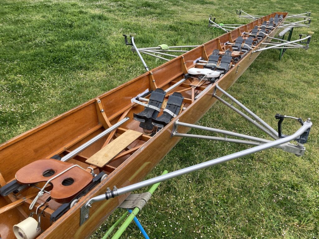 8+ bois (+avirons)