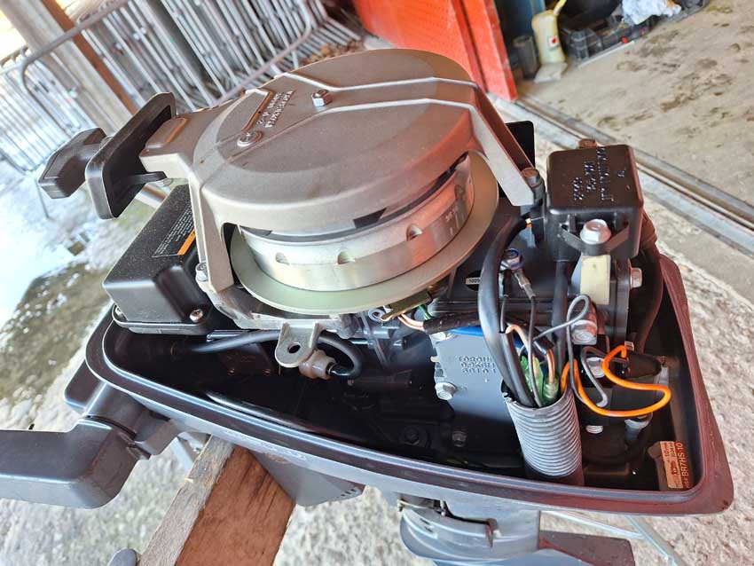 Moteur Yamaha 6CV 2 temps