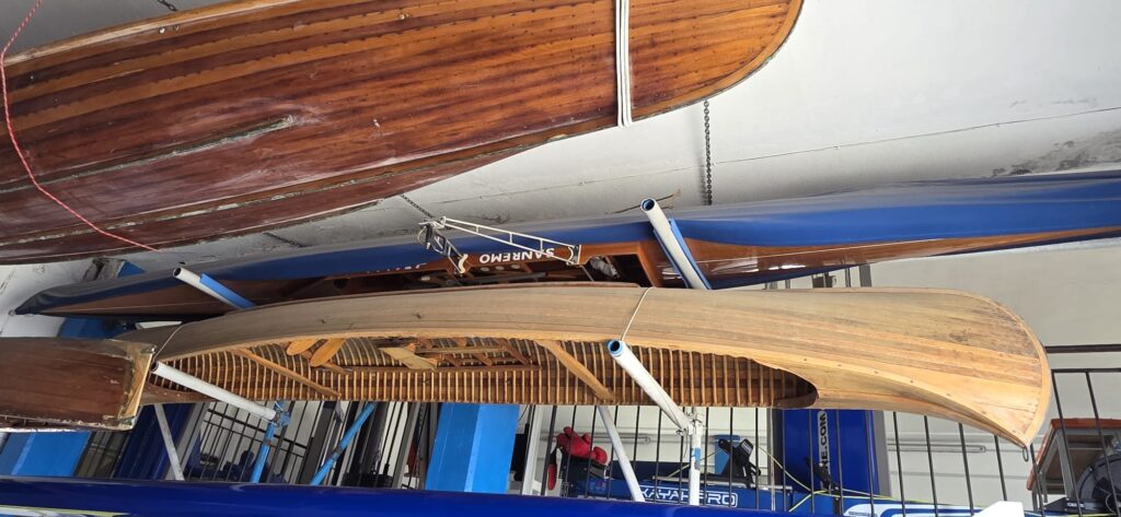 Bateau Iole en bois