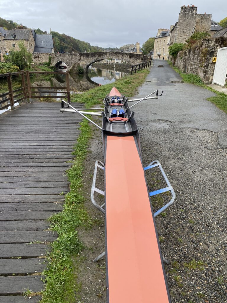 Pair oar Vega